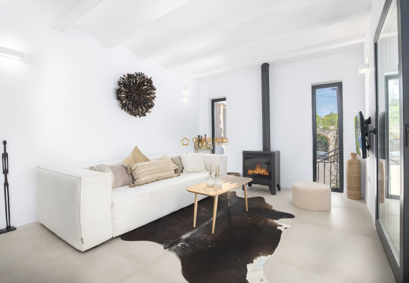 Villa in Javea - Casa Naranja - in the Portitxol area, close to the beach and Arenal